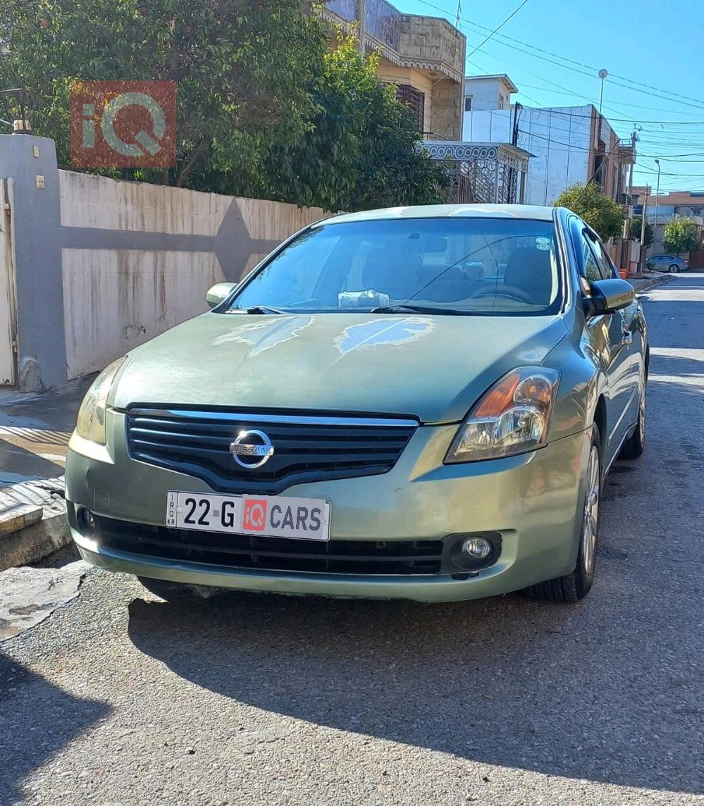 نيسان ألتيما